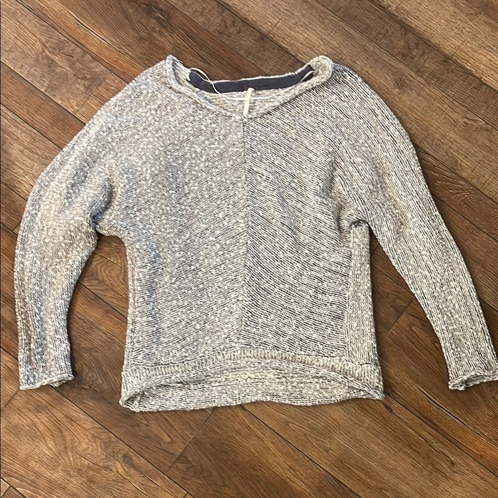 Free People Gray Knit Sweater size Small